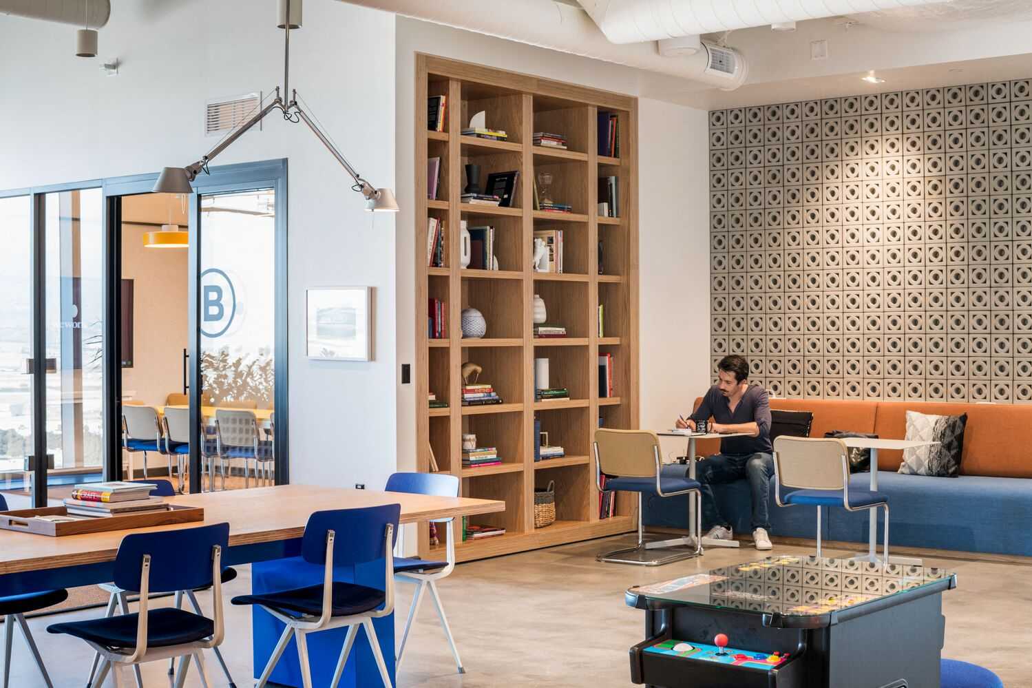 Breakout area