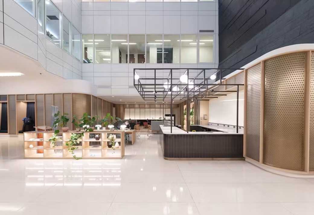 Breakout area