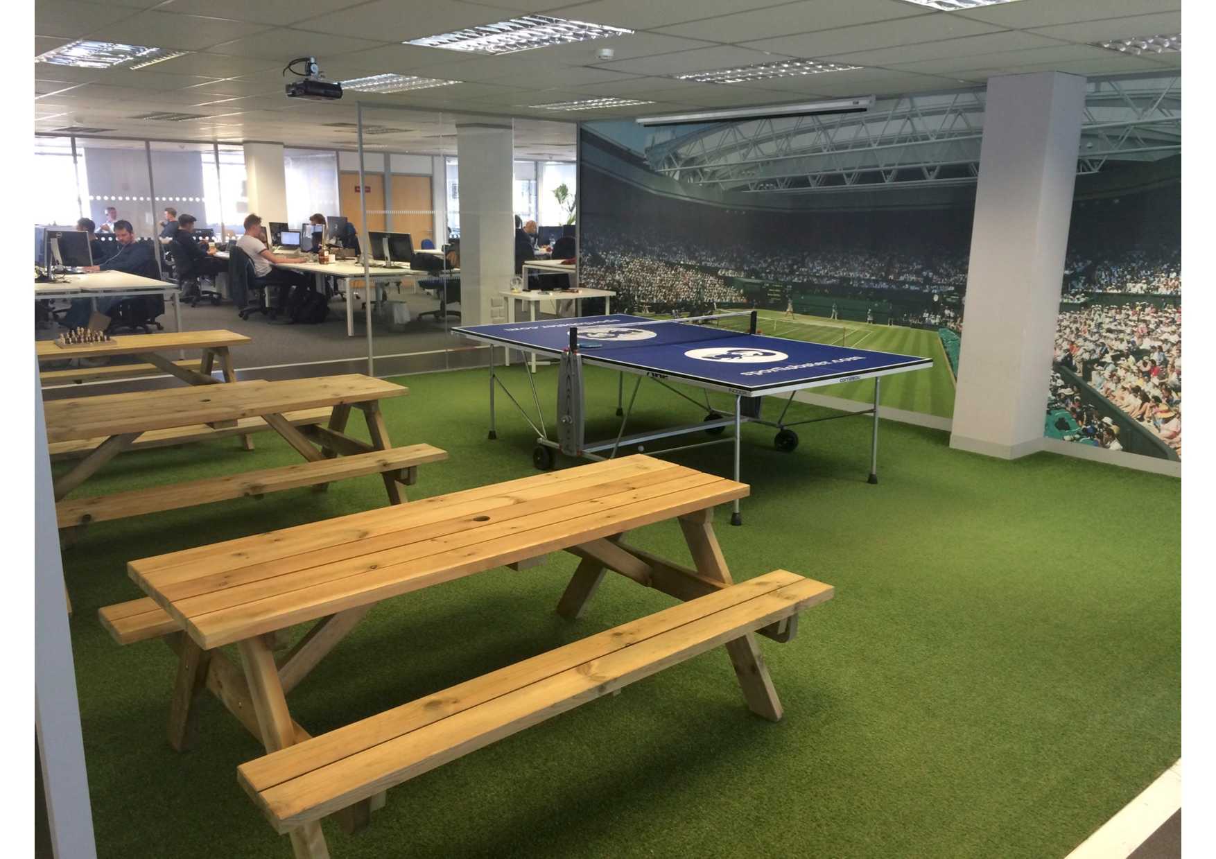 Table tennis table