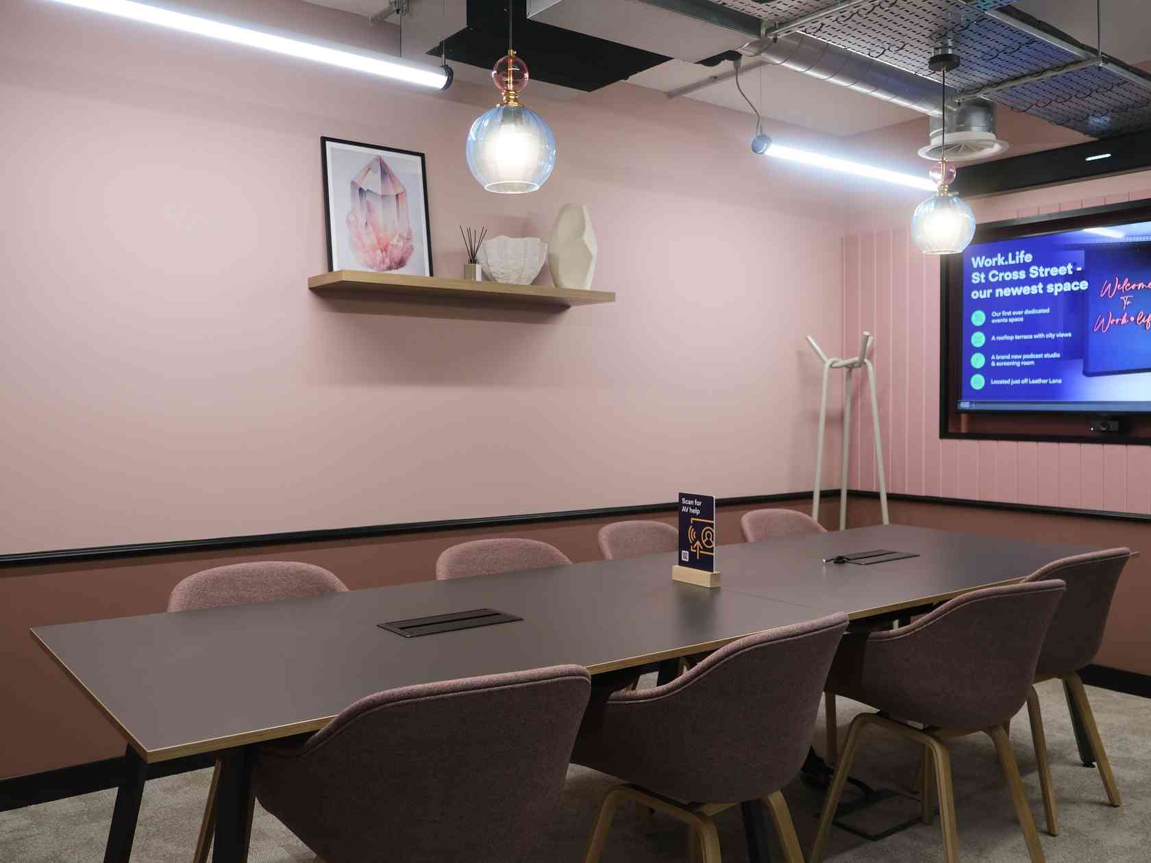 8 person meeting room