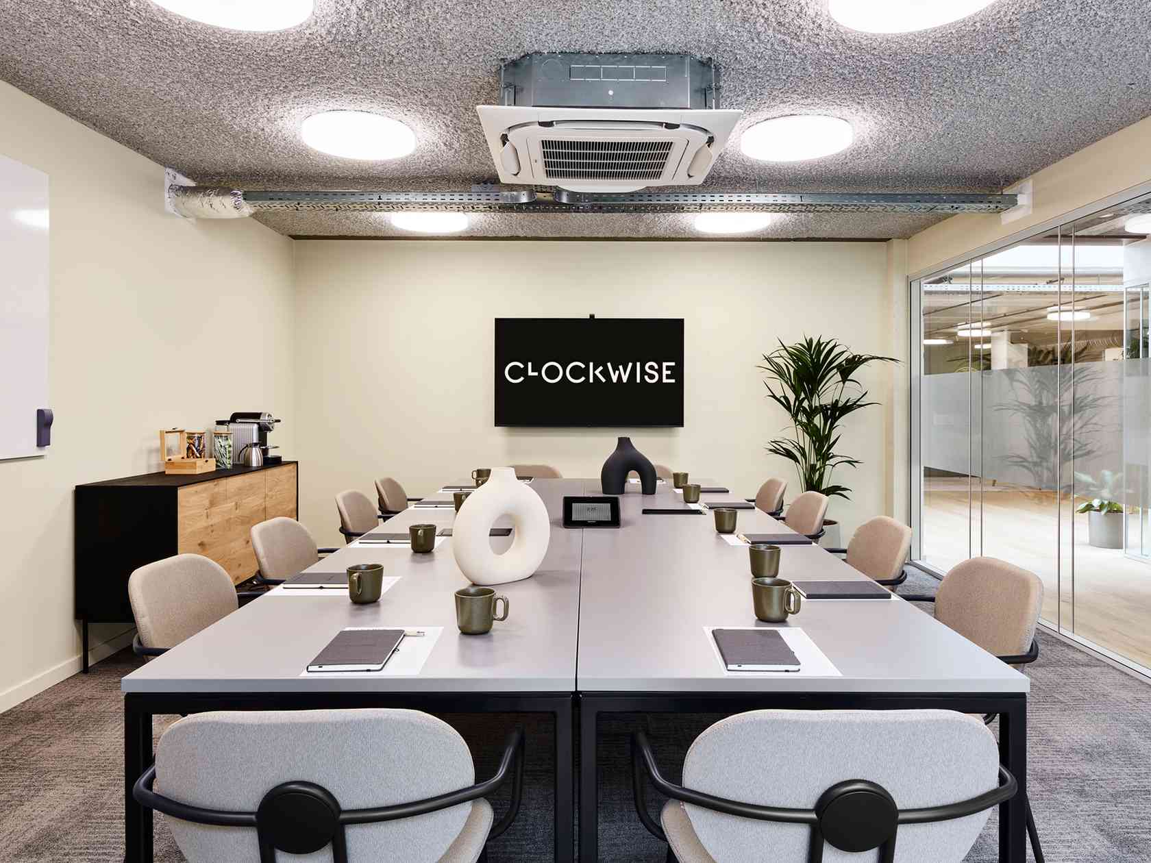 12 person meeting room