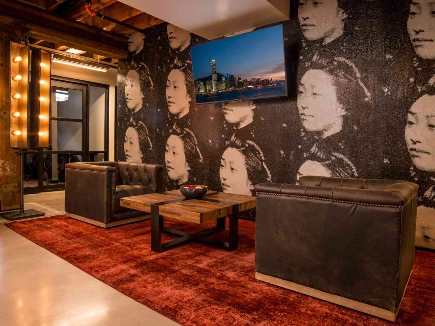 Breakout area