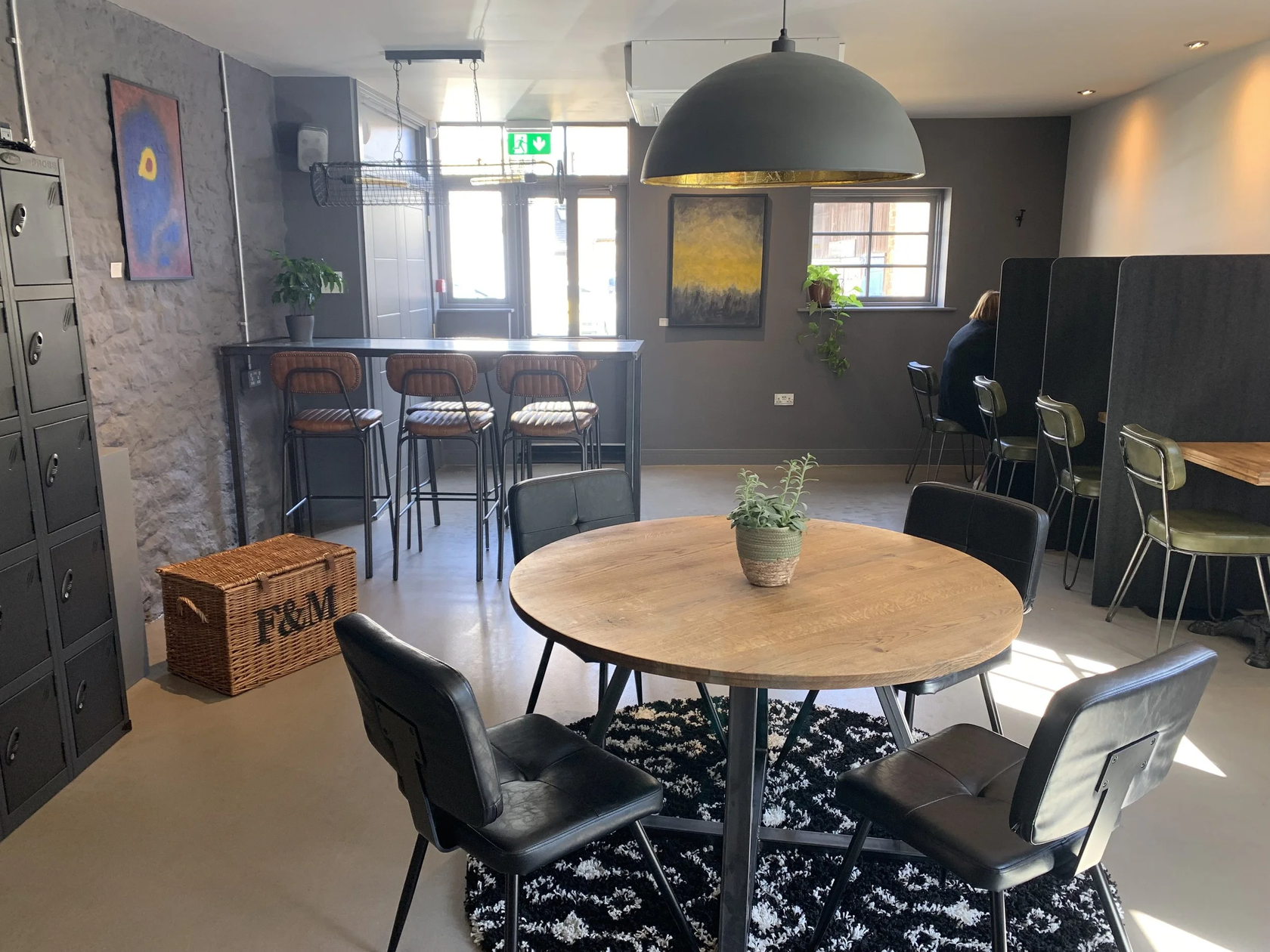 Breakout area