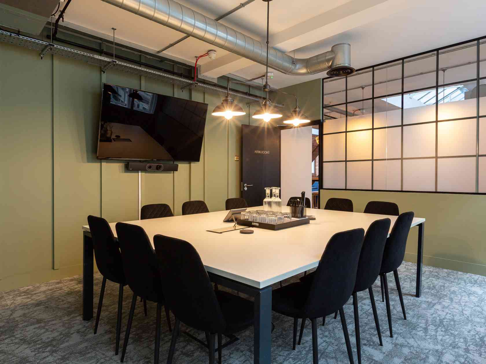 12 person meeting room
