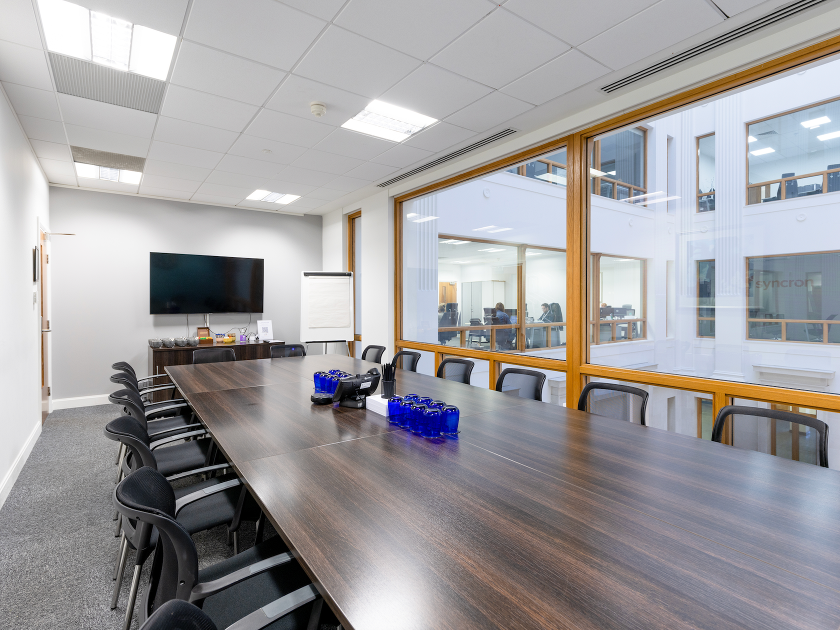 16 person meeting room