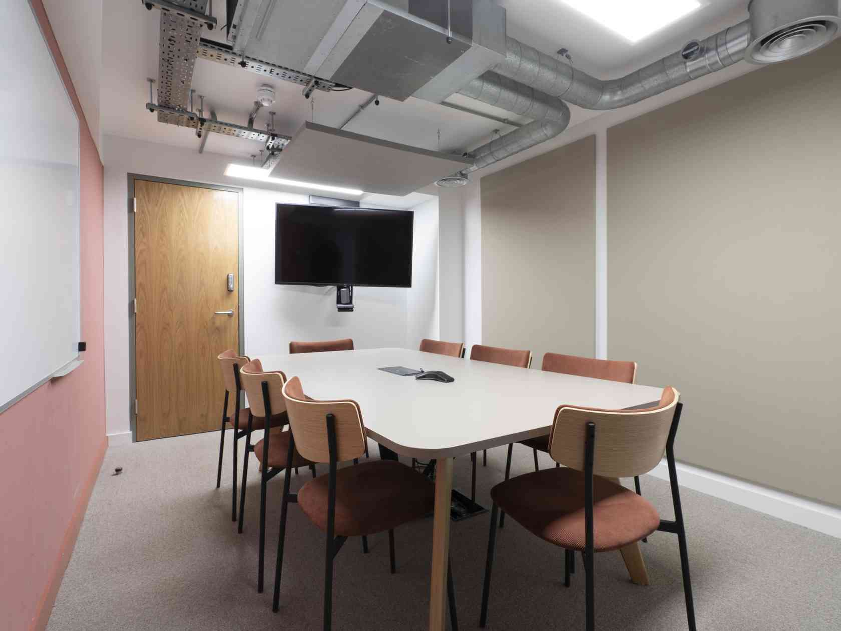 8 person meeting room