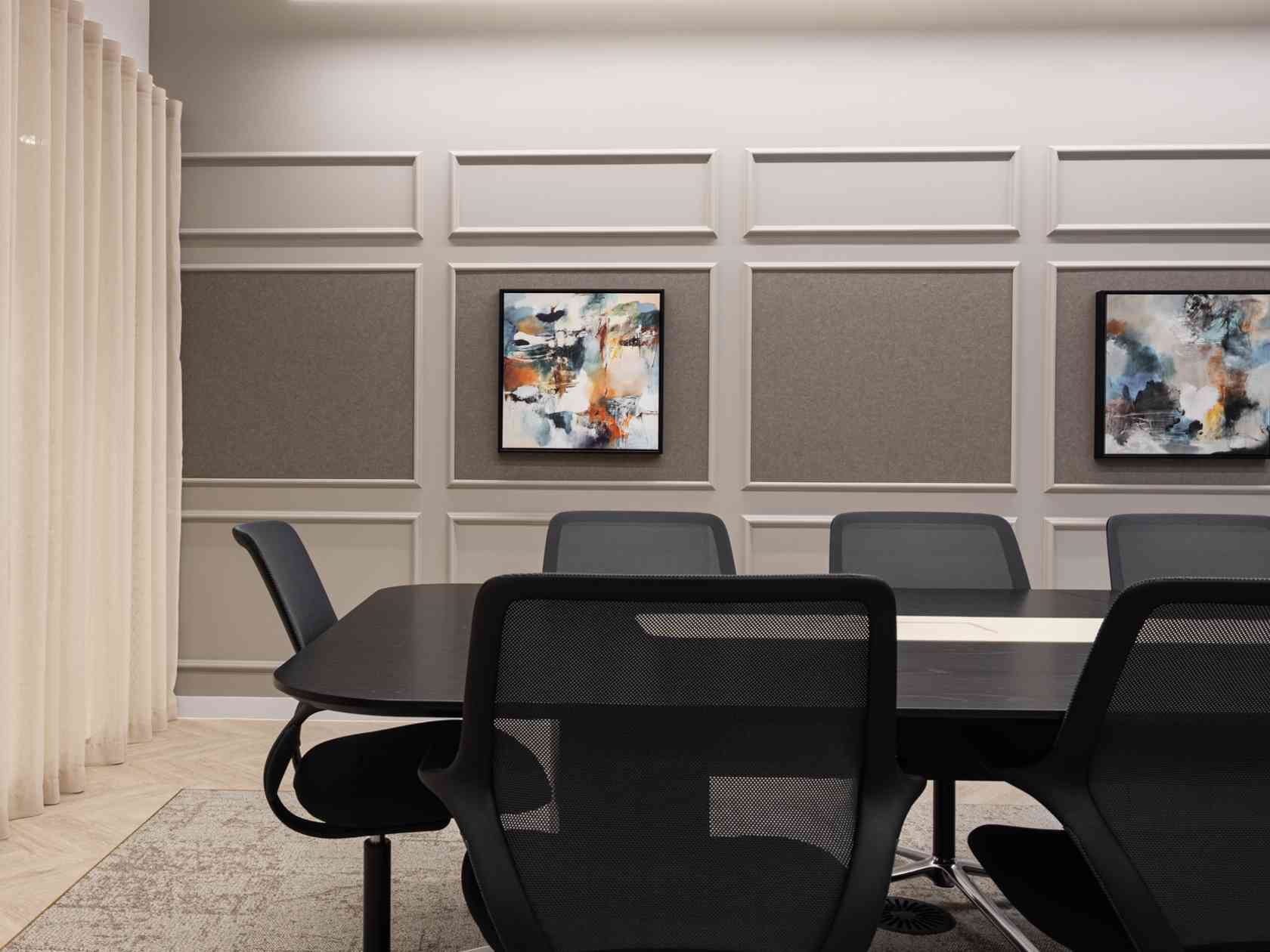 10 person meeting room
