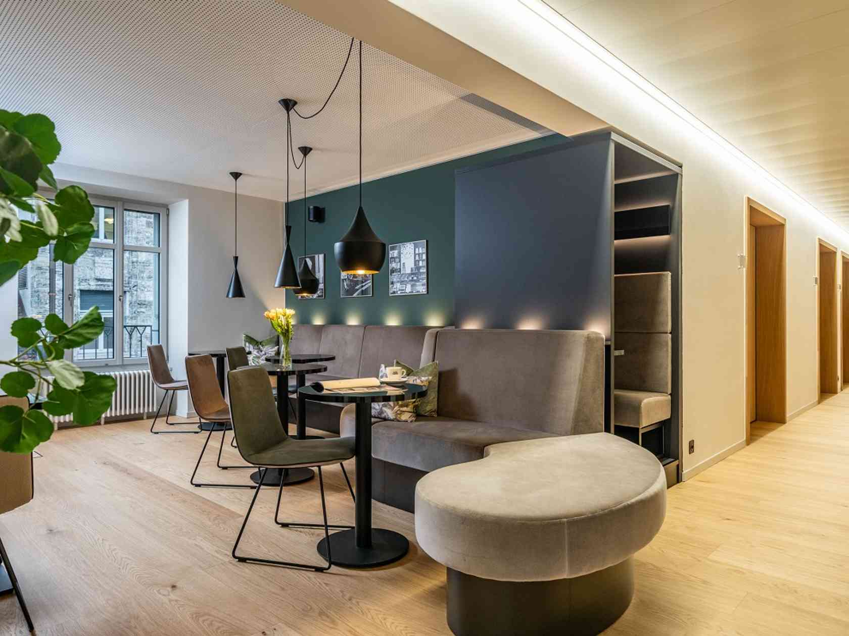 Breakout area