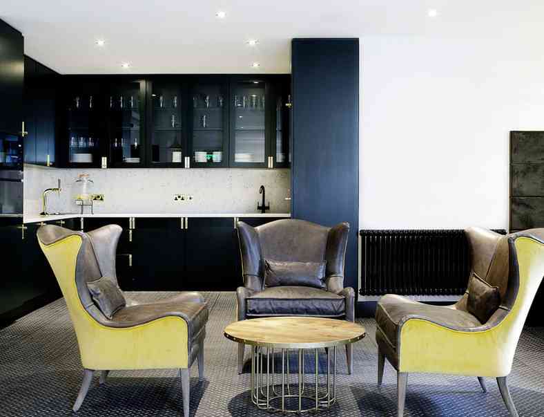 Breakout area