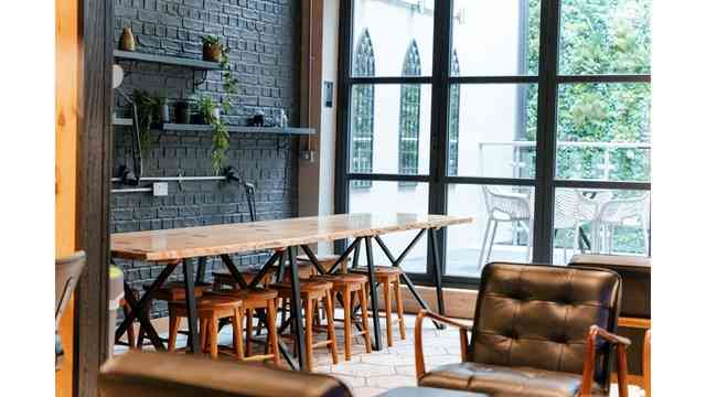 Breakout area