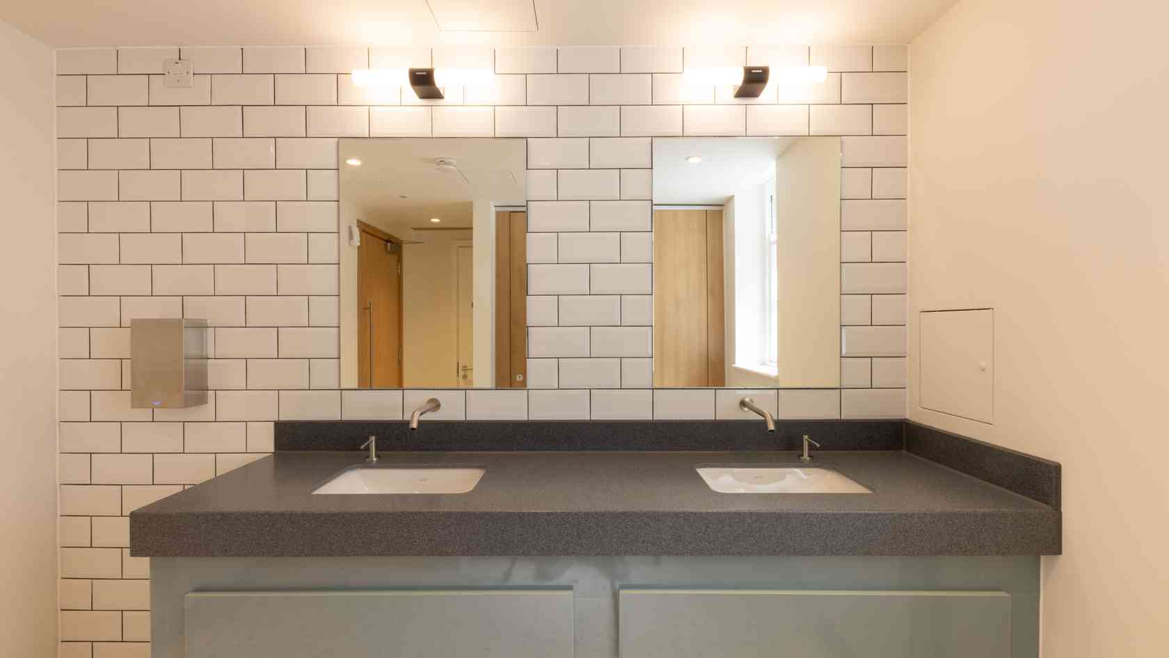 img23