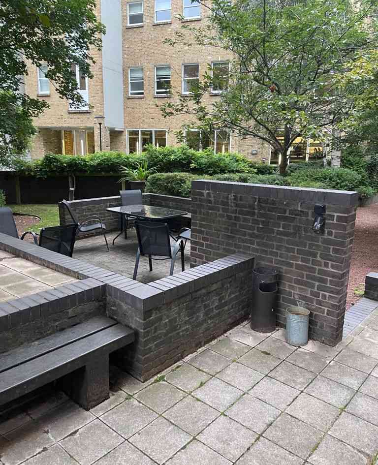 img29